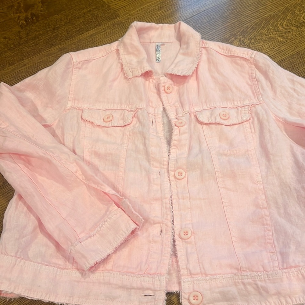 LIKE NEW PINK BLAZER WOMENS MEDIUM